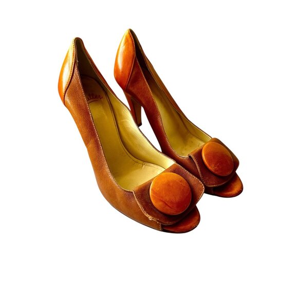 Butter by Nancy Geist Italian Leather Peep Toe Heels Orange Button Detail Size 8 - Picture 1 of 9
